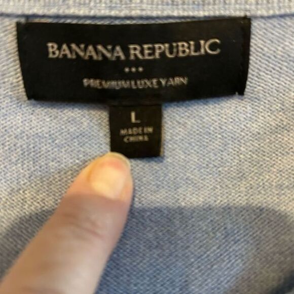 Banana Republic Premium Luxury Blend 100% Cotton V Neck Sweater L - Picture 3 of 8